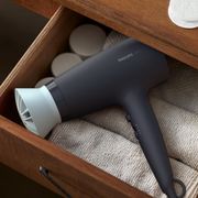 PHILIPS - Secador de Cabelo Bhd360/20