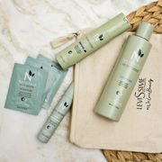 Naturals Beauty Bag Kit Levissime