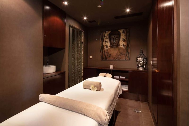 Hot Stones Massage Neya Lisboa-1764789849685